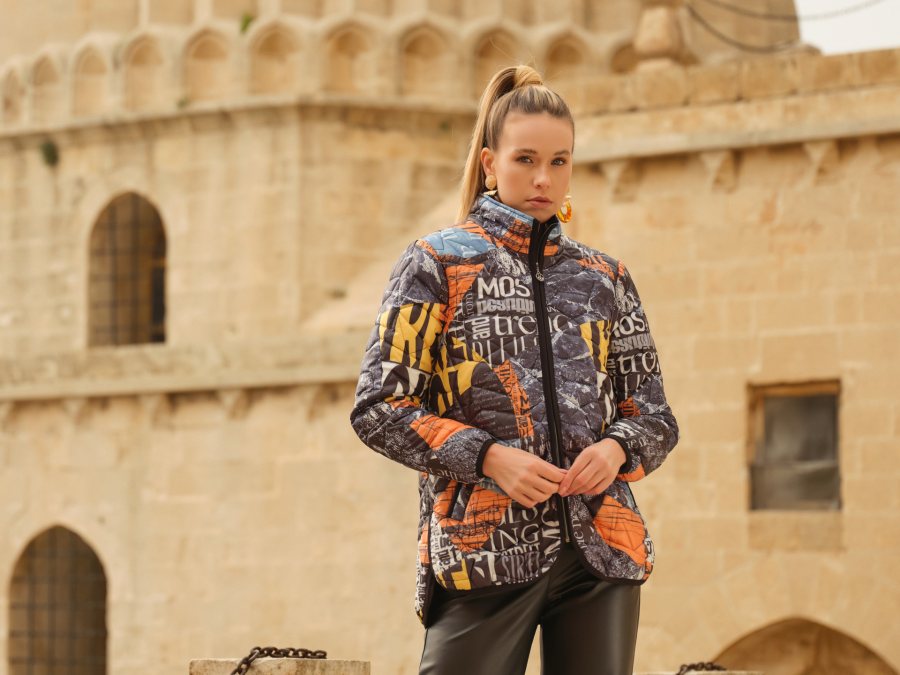 Lightweight Jackets 27