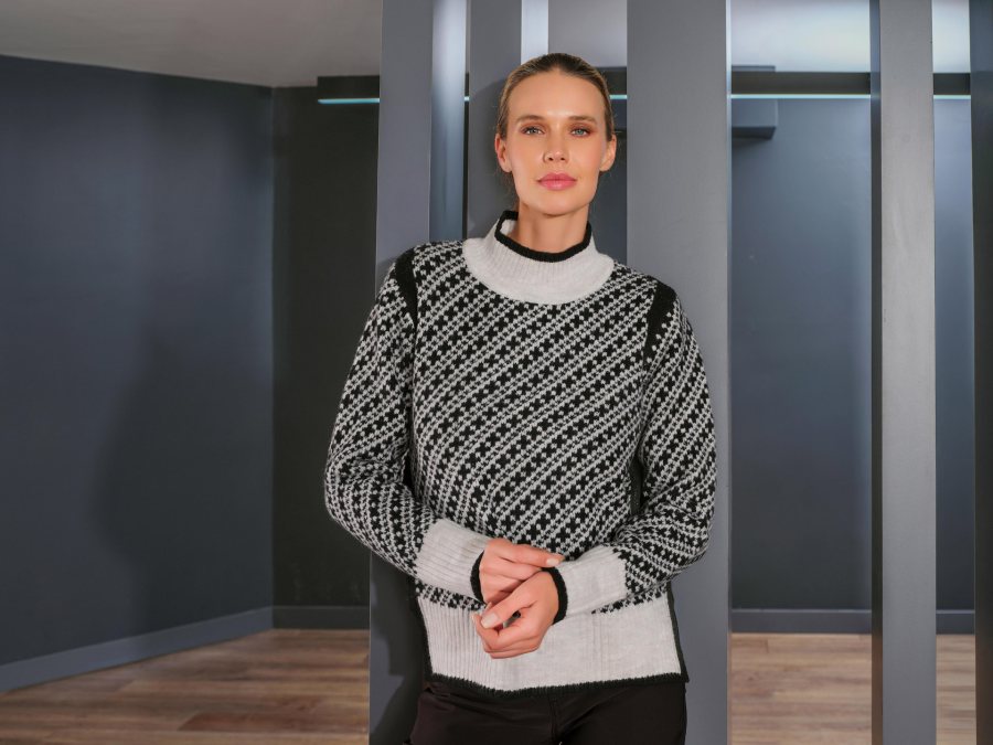 Simply Sweaters 4